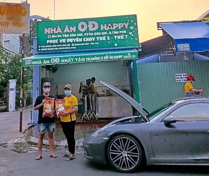Hỗ trợ Thành phố Hồ Chí Minh hơn 1,3 tỷ đồng chống dịch Covid - 19